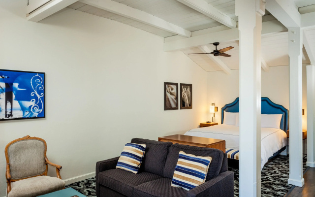 Luxury Junior Suite