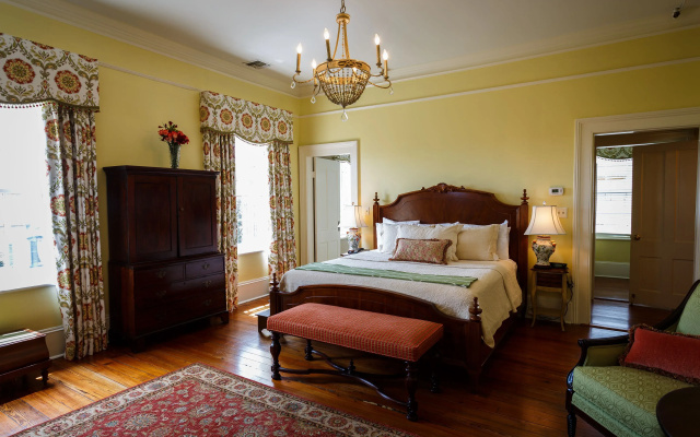Grand Superior room