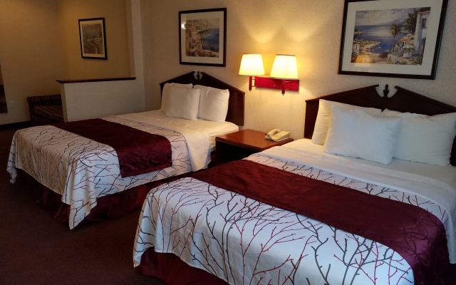 Standard Quadruple Suite