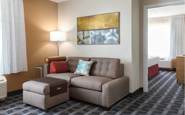 1 Bedroom Suite