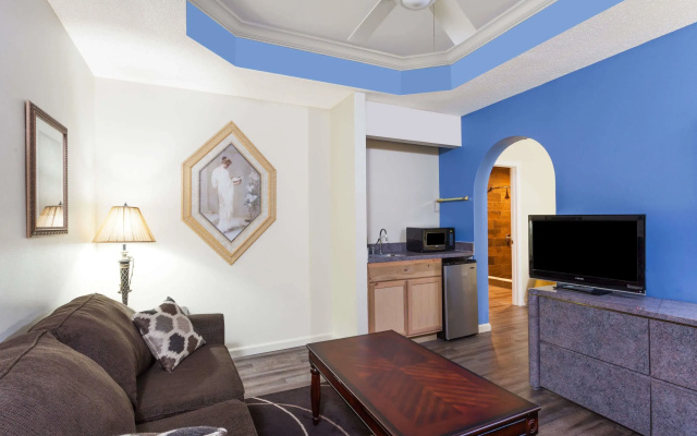 Double Suite