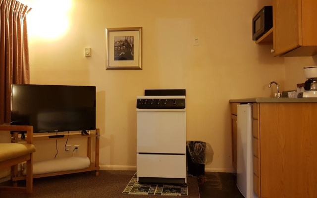 Economy room