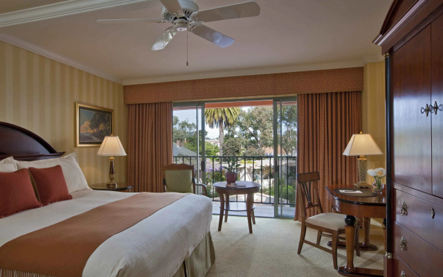 Double room with balcony and with inland view