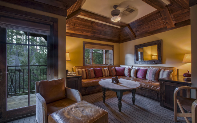 Double Suite with mountain view