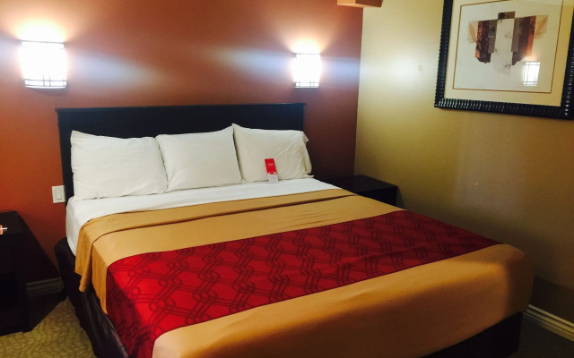 Deluxe Double room with pool view