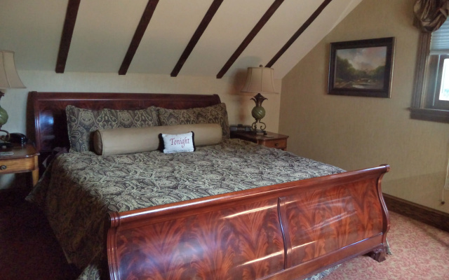 Luxury Suite