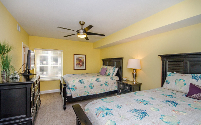 5 Bedrooms Standard room beachfront