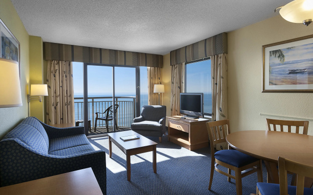 2 Bedrooms Suite oceanfront
