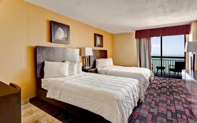 Standard Quadruple room with balcony and oceanfront