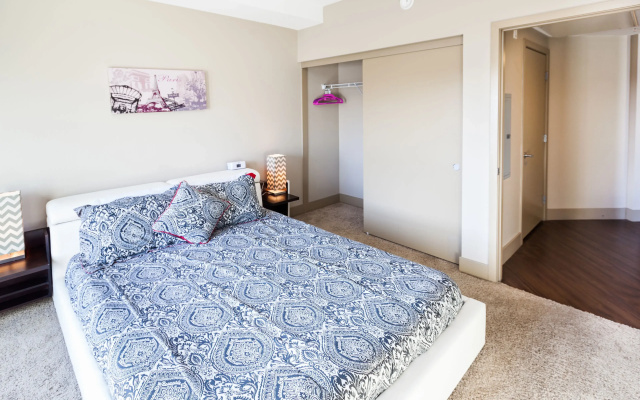 3 Bedrooms Apartment