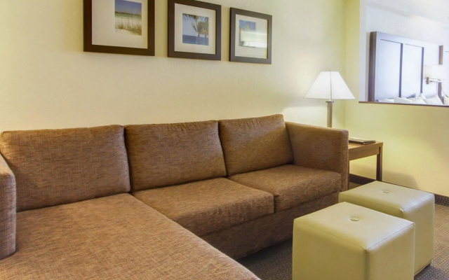Executive Quadruple Suite
