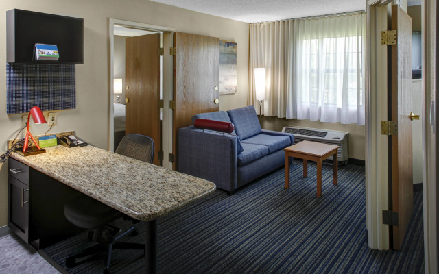 2 Bedrooms Suite