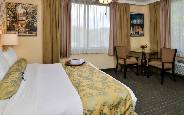 Standard Double room with city view