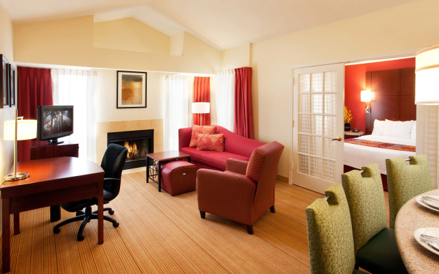 2 Bedrooms Suite