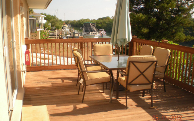 3 Bedrooms Standard room with bay view