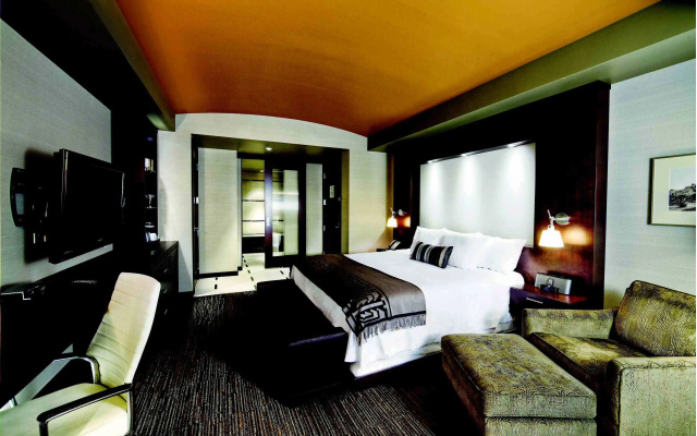Double Deluxe Guest Room