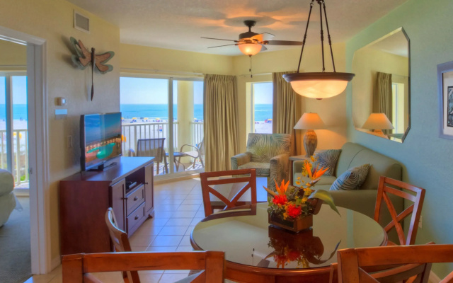 2 Bedrooms Standard room with balcony and with bay view