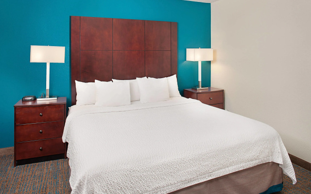 1 Bedroom Suite