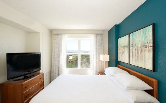 2 Bedrooms Suite