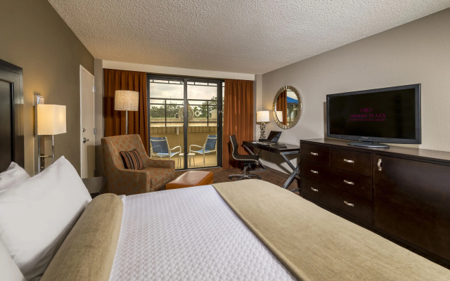 Double room with pool view