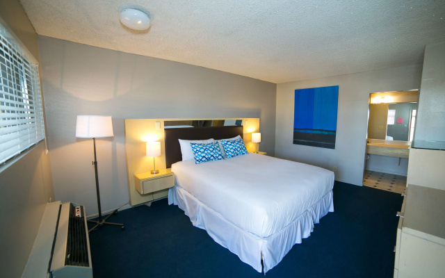 Bed in Dorm