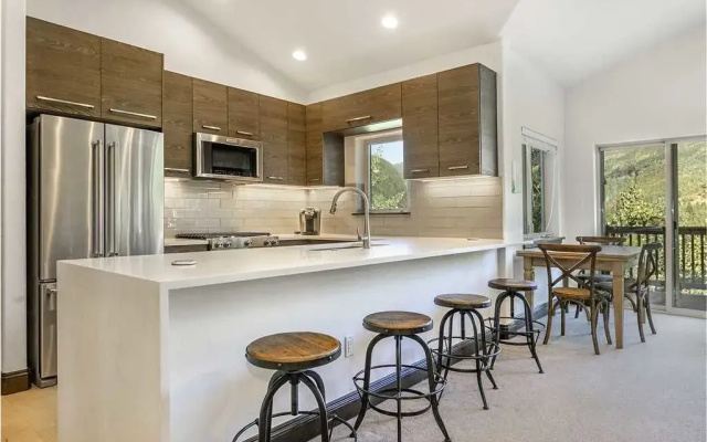 3 Bedrooms Standard room with mountain view