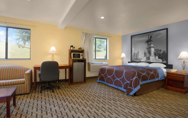Double Suite