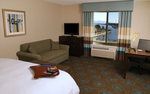 Standard Double room with water view