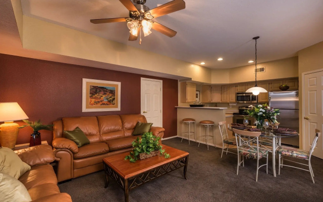 2 Bedrooms Villa