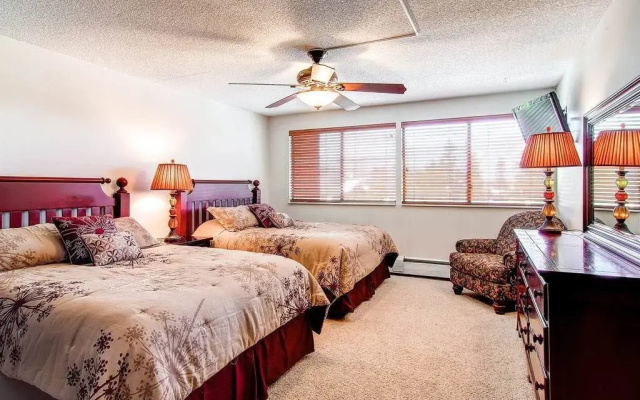 6 Bedrooms Bed in Dorm Penthouse with balcony