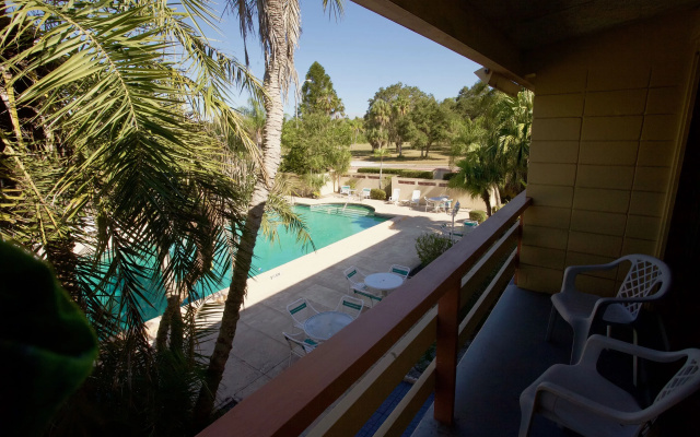 Deluxe Double room with pool view