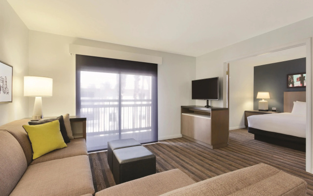 1 Bedroom Suite