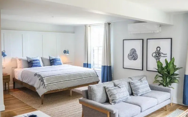 Deluxe Double Apartment with partial ocean view