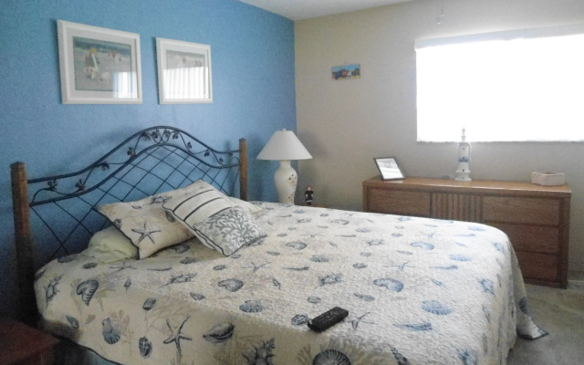 1 Bedroom Standard Double room with pool view
