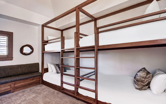 Standard Penthouse room