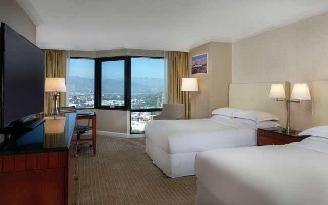 1 Bedroom Double Suite with Universal Studio view