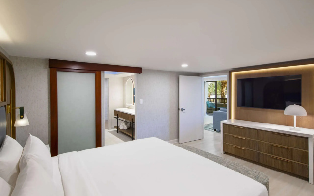 Sonesta Double Suite