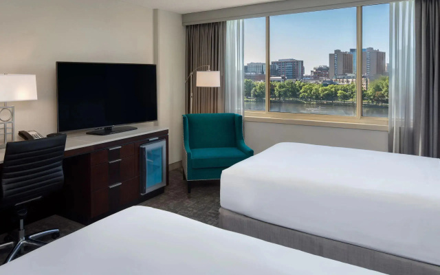 Standard Quadruple room with river view