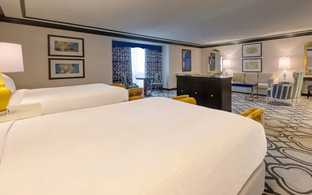 Imperial Bordeaux Suite
