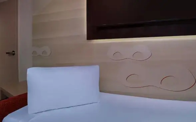 Main Tower Double room Theme Park View