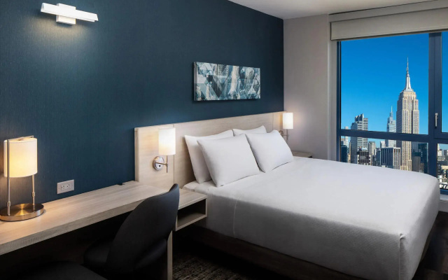 Accessible Double room with city view