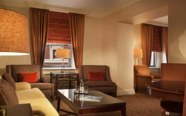 1 Bedroom Luxury Suite