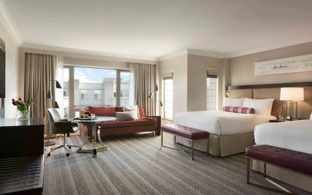 Fairmont Signature Double room