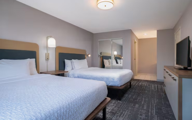 2 Bedrooms Suite