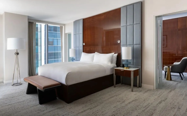 1 Bedroom Corner Double Suite