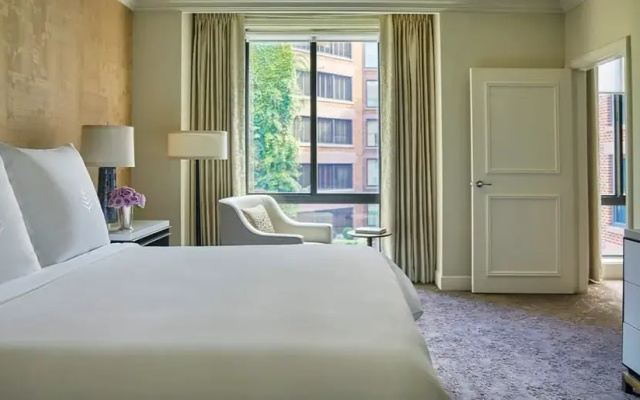 Capital Double Suite