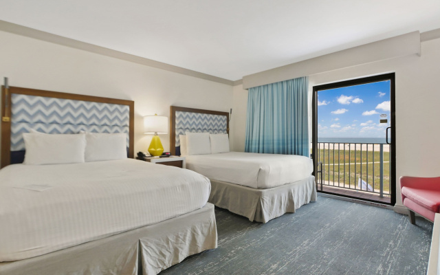 2 Bedrooms Sunset Combo room beachfront