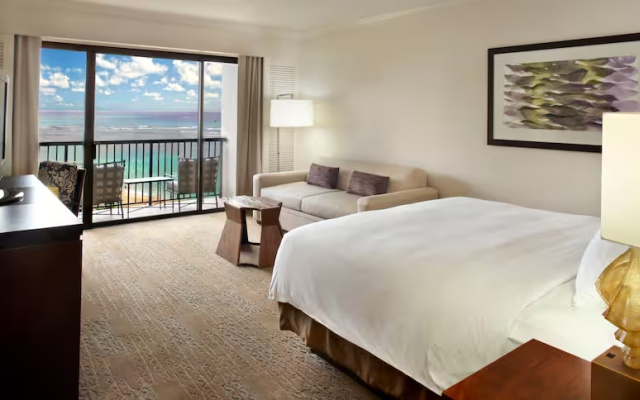 Alii room with ocean view