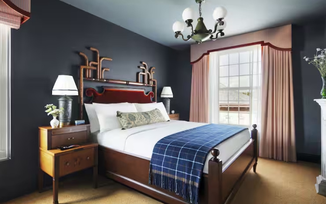 1 Bedroom Suite
