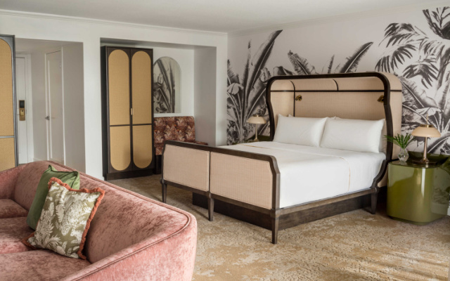 Premium Accessible Quadruple Junior Suite
